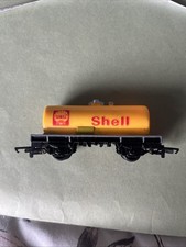 Hornby R227 Shell Tank Wagon