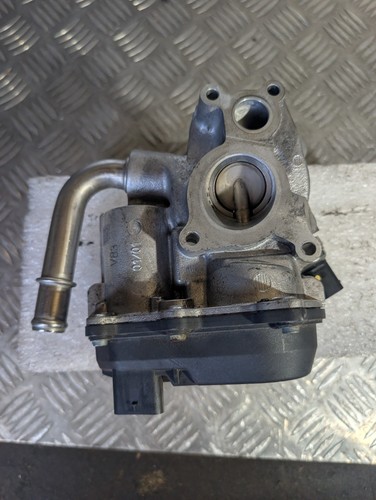 Mercedes benz egr - mercedes, valve