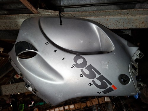 Triumph daytona 955i right - triumph,