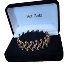 9 Carat Gold Expandable Bangle