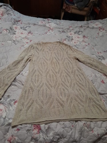 Ladies size long sleeved - size,
