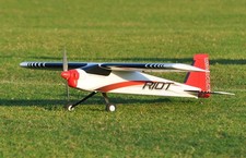 Max-Thrust Riot V2 PNP 1.4m