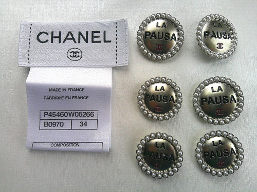 Beaded chanel pausa buttons - beaded,
