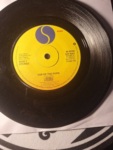 Rezillos top the pops - rezillos, of