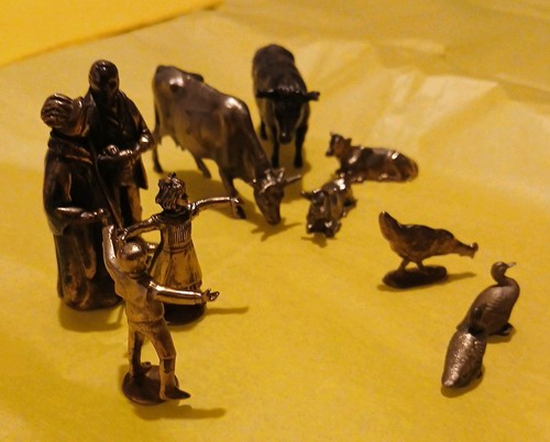 Bronze ornaments family - bronze, ornaments.