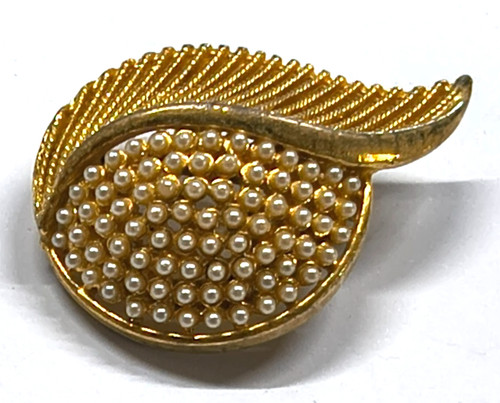 Vintage gold tone faux - vintage,