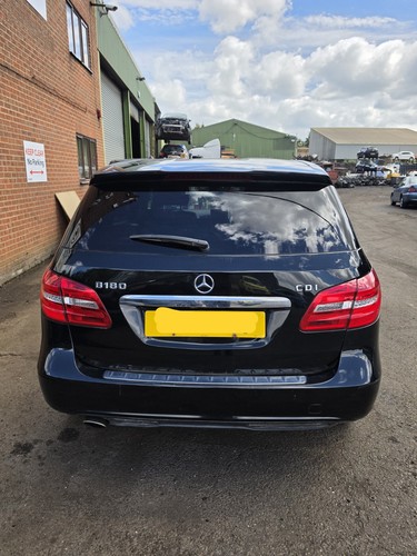Mercedes class b180 w246 - mercedes,