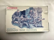 Dragon German Tank Hunters Model kit 6034 Unused Military Personnel Model WWII