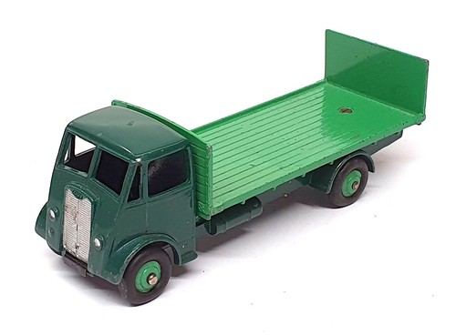 Dinky supertoys dst01 guy - dst01,