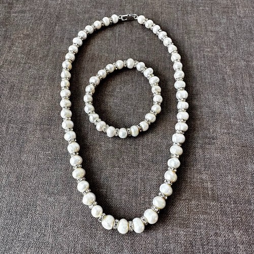Freshwater ringed pearl with - freshwater,