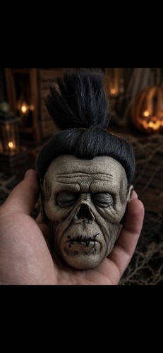 Shrunken head - shrunken,