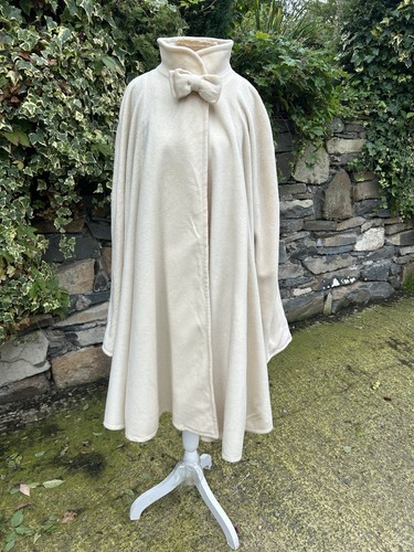 Vintage combas italy cream - combas,