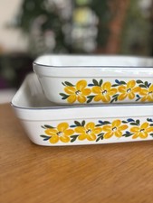 Set Of 2 Nesting Ceramic Roasting / Serving Trays Hand Painted Floral Vintage  