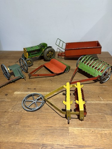 Vintage mettoy tin plate - vintage,