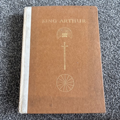 King arthur his symbolic - king,