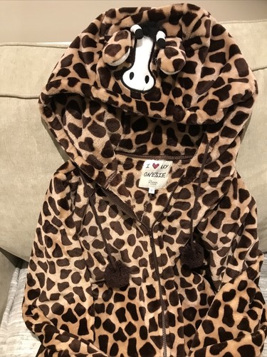 Boux hooded giraffe lounge - -,