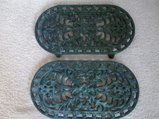 2 x Vintage Cast Iron Trivet