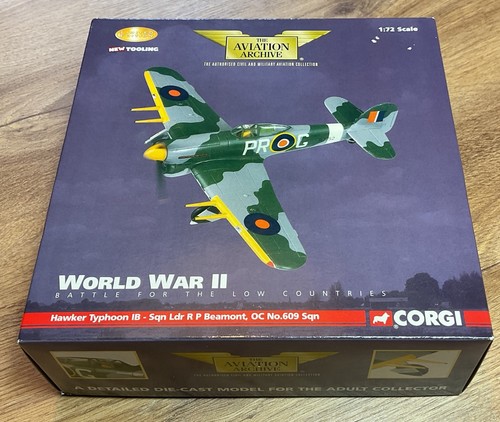 Corgi aa36502 hawker typhoon - aa36502,