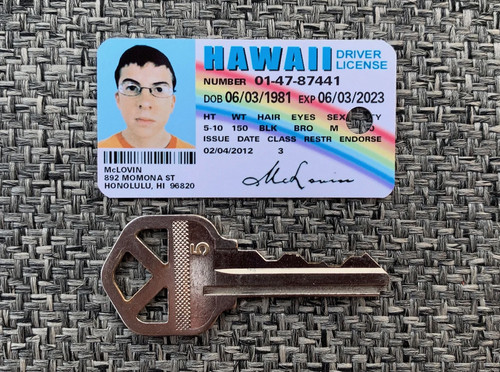 Mclovin card - 🤓, id