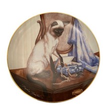 FRANKLIN MINT HEIRLOOM SIAMESE CAT PLATE VELVET TOUCH BY DAPHNE BAXTER LIMITED