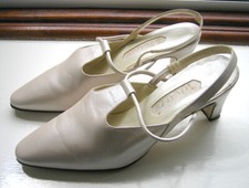 Vivaldi - Quosh - Pewter Size