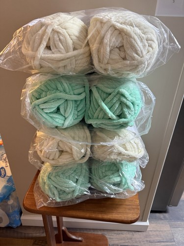 Lot skeins loops - 8, &