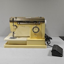 Singer 7146 Sewing Machine -