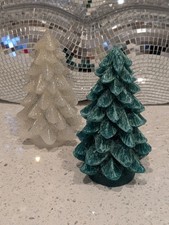 2 x Festive White Breen