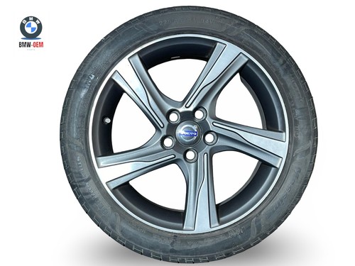 Volvo v40 design - r,