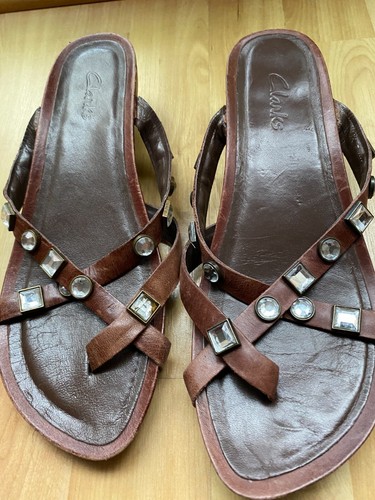 Womens clarks brown toe post - clarks,