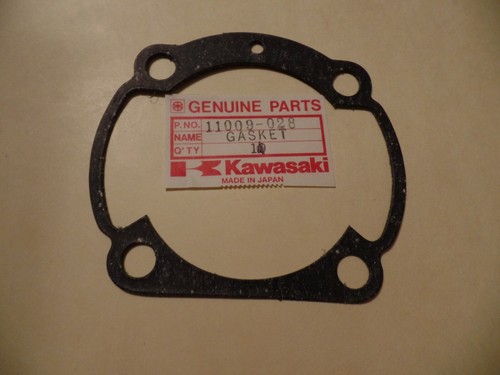 Nos kawasaki base gasket - base, h2