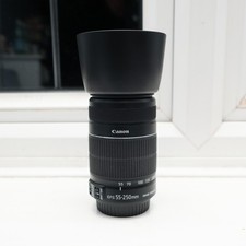 Canon EF-S 55-250mm f/4-5.6 IS