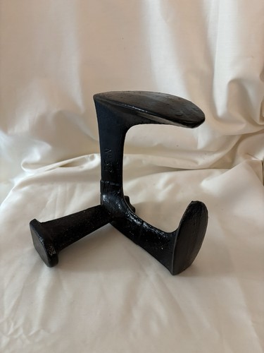 Vintage cast iron - shoes, last