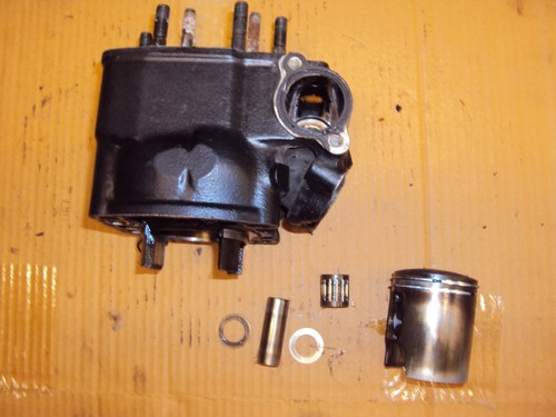 Suzuki rg400 cylinder - cylinder, barrel