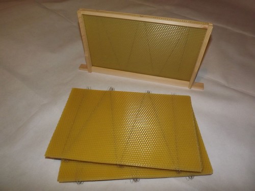 Wired brood foundation - x,