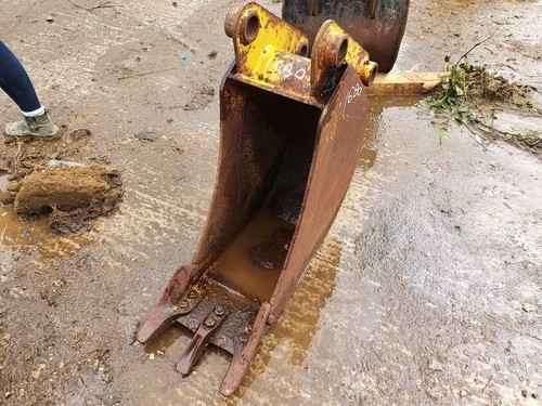 320mm excavator trenching - 320mm,