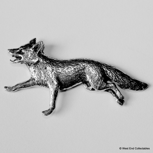 Running fox pewter brooch pin - pewter,