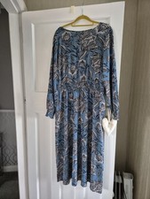 Beautiful Ladies Dress Size 16