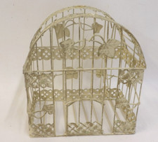 White Shabby Chic Wire Bid