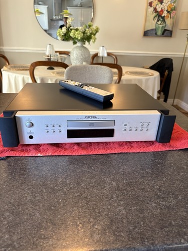 Rotel rcd 1072 player - player, and