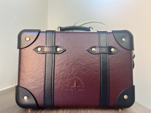 Globe trotter burgundy - globe-trotter, &