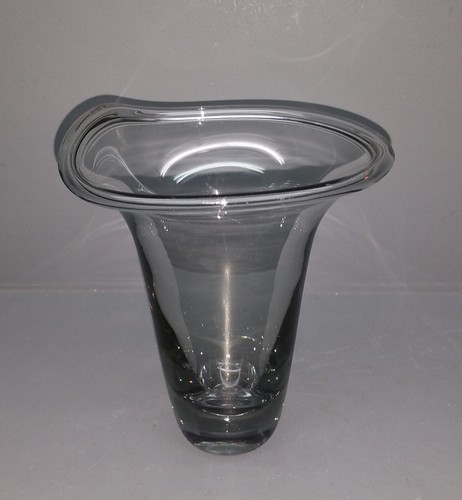 Kosta vicke lindstrand signed - lindstrand,