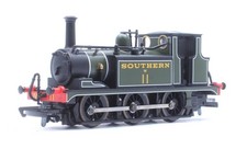 HORNBY 'OO' GAUGE R2100 SR GREEN 0-6-0T TERRIER CLASS #11 STEAM LOCOMOTIVE