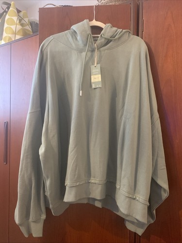 Bnwt ebb flow - at, fat