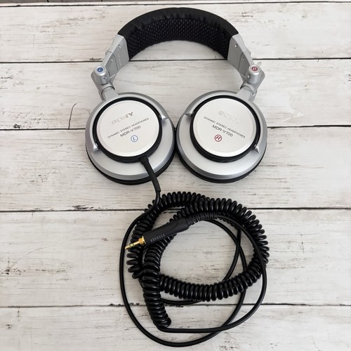 Sony mdr v700 - sony, headphones
