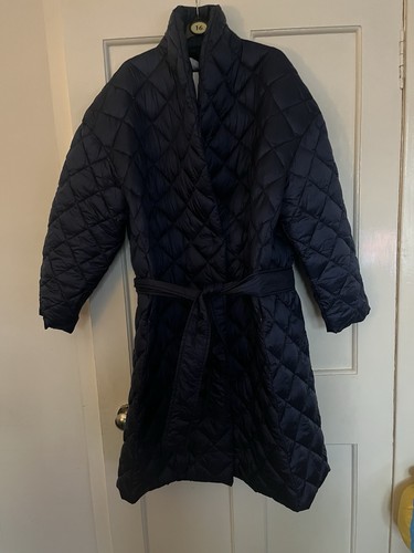 Women navy blue puffer - blue,