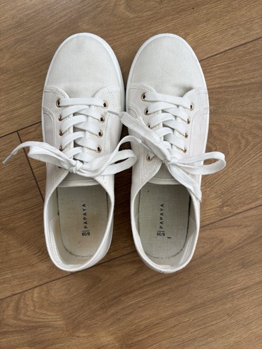Cream canvas shoes daps size - canvas, shoes/daps