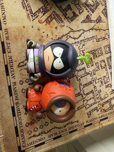 Limited edition kidrobot - kidrobot, south