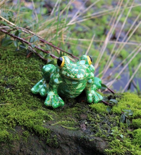 Garden ornaments animal frog - ornaments,