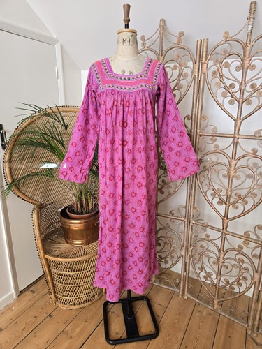 Vintage indian embroidered - indian,